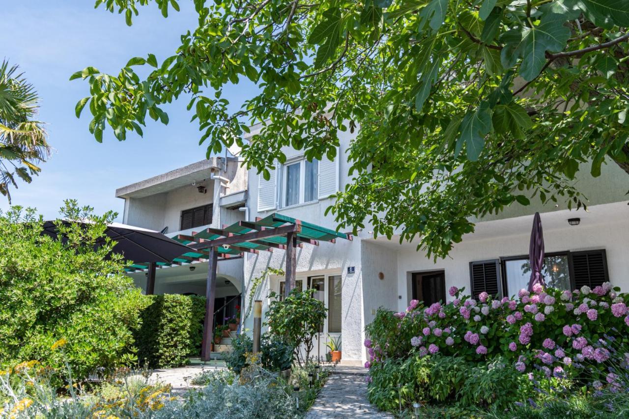 Apartments By The Sea Punat, Krk - 5351 المظهر الخارجي الصورة