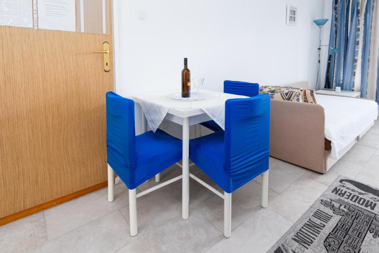 Apartments By The Sea Punat, Krk - 5351 المظهر الخارجي الصورة