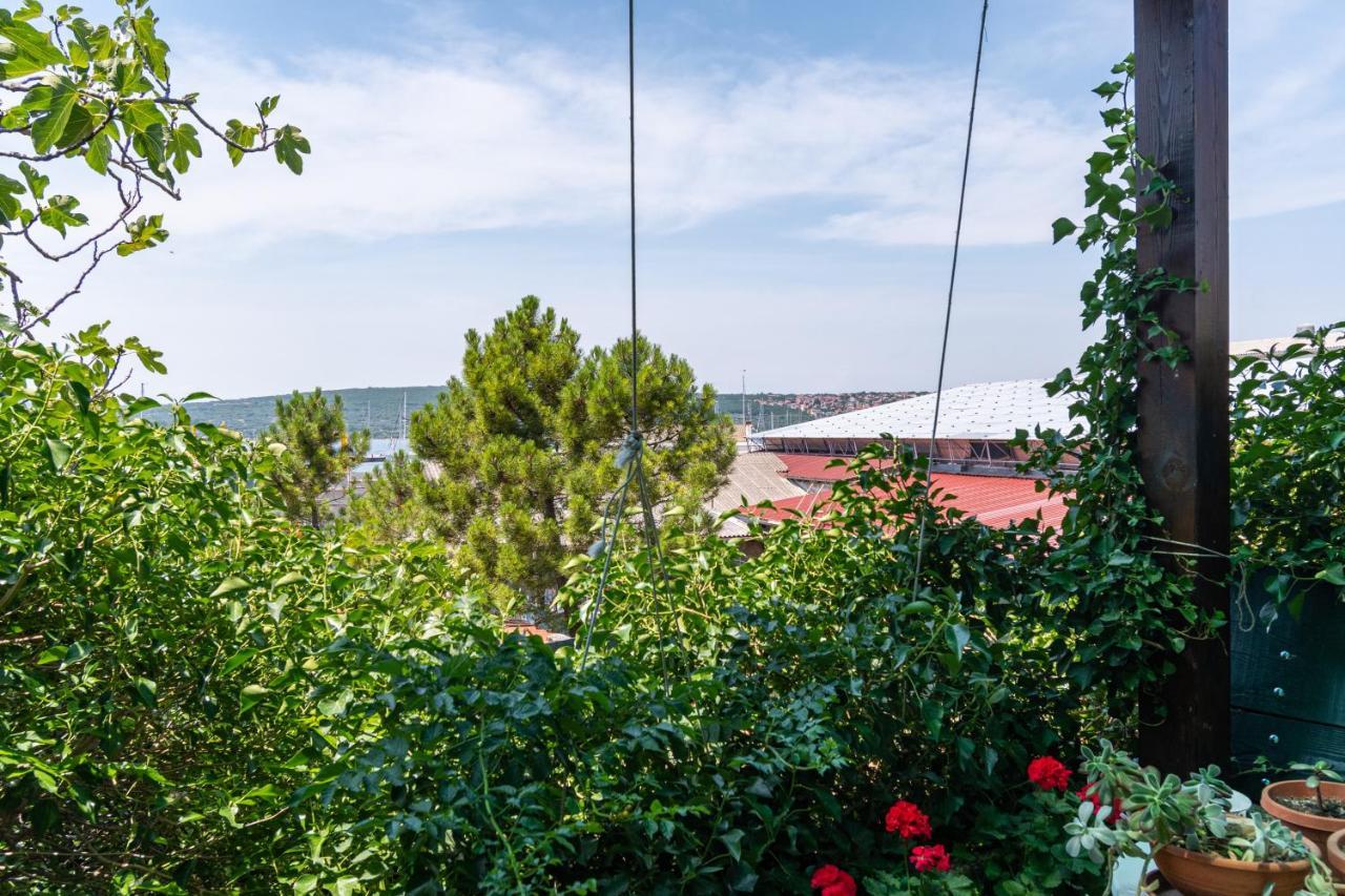 Apartments By The Sea Punat, Krk - 5351 المظهر الخارجي الصورة